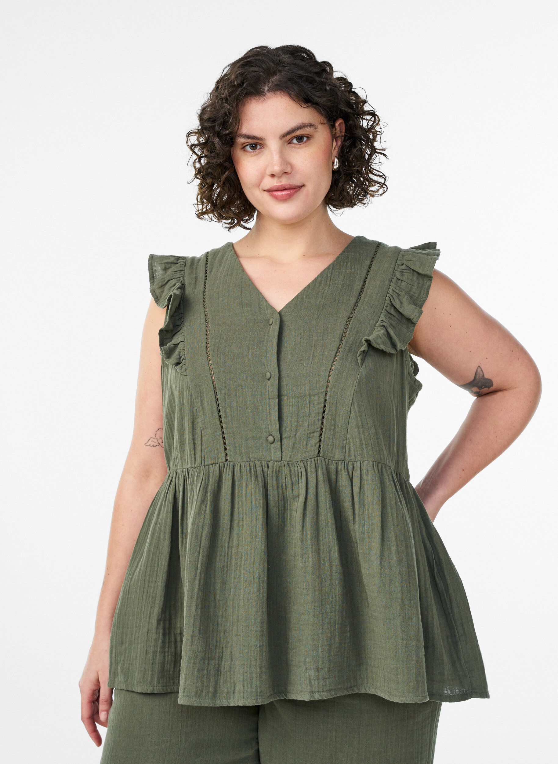 ZizzifashionSleeveless cotton muslin blouse with ruffles, Green, Model image number 0