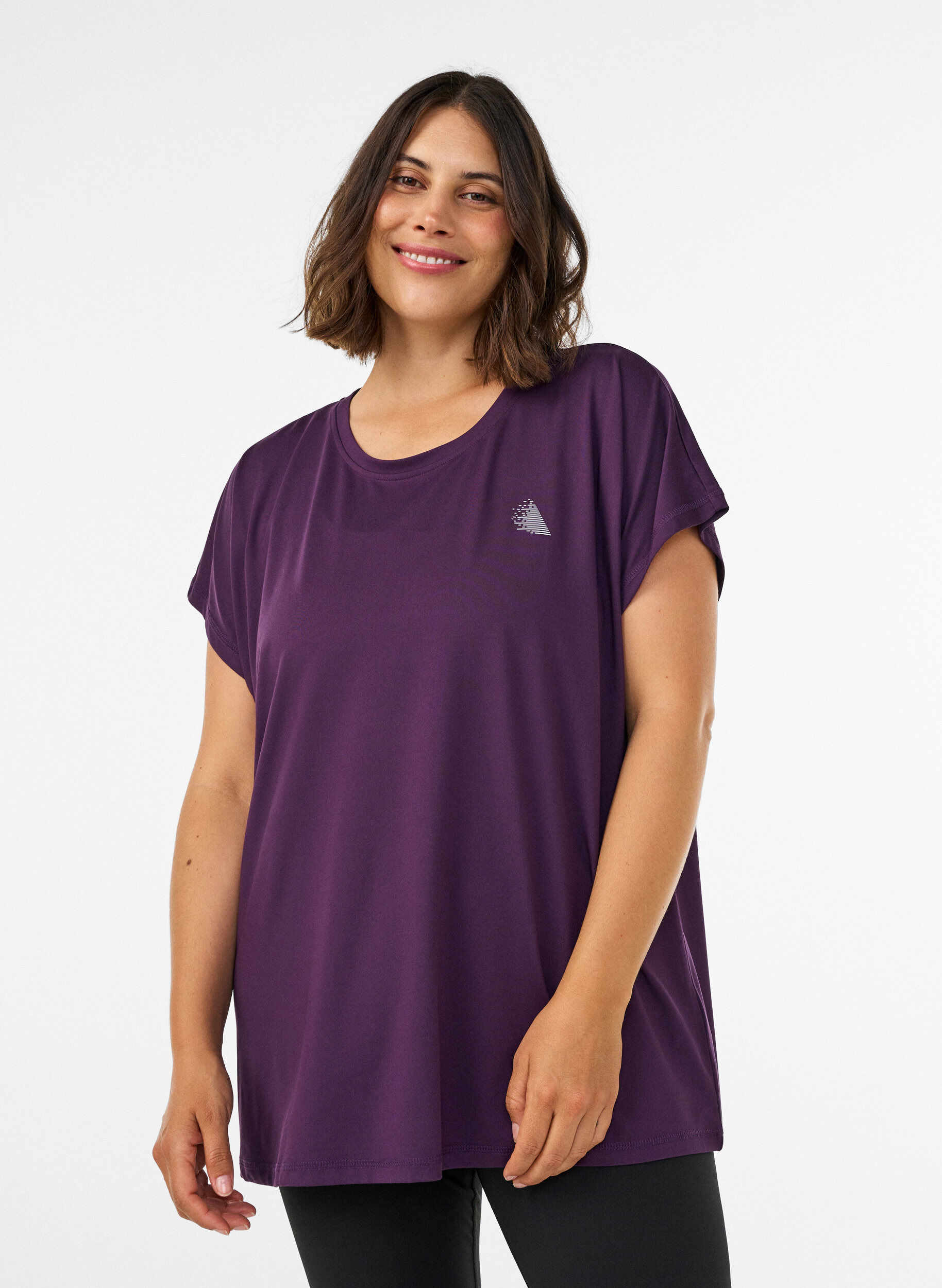 Solid-coloured training T-shirt, Purple, Model