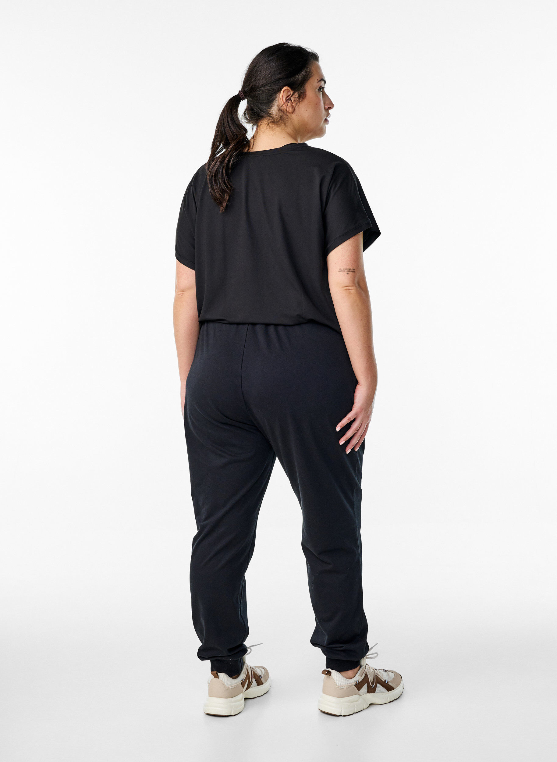Zizzifashion Loose tracksuit trousers with pockets, Black, Model image number 2