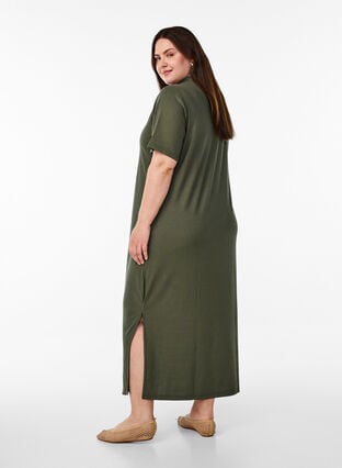 Maxi dress in jersey with collar and short sleeves - Green - Sz. S - Zizzifashion Maxi dress in jersey with collar and short sleeves - Green - Sz. S - Zizzifashion