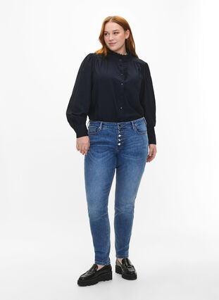 Sanna jeans with super slim fit and button closure, Blue denim, Model image number 0