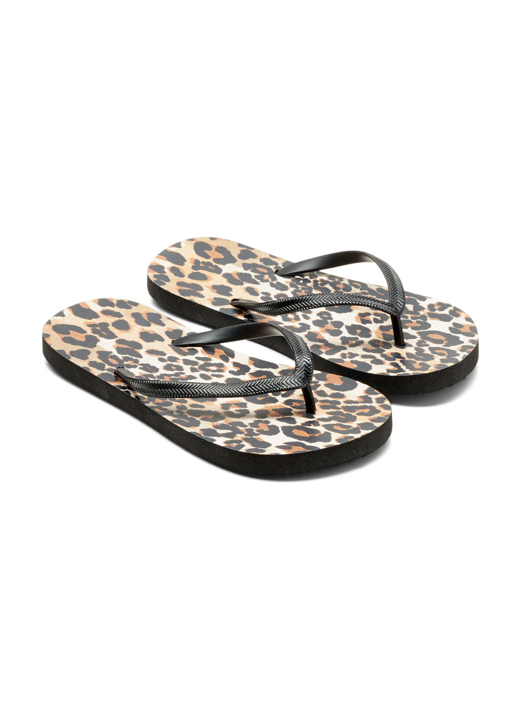 flip flops leopard print