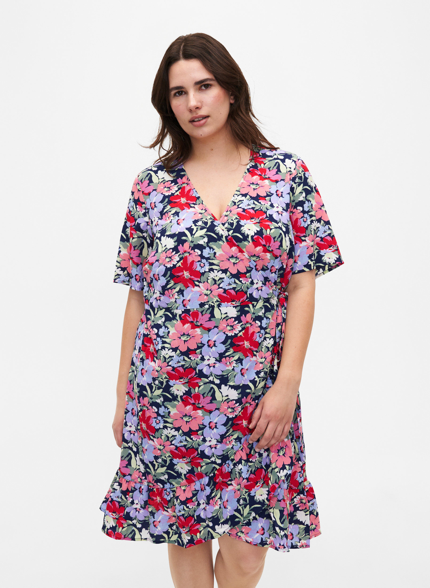 Zizzifashion Floral wrap dress with short sleeves, Blue, Model image number 0