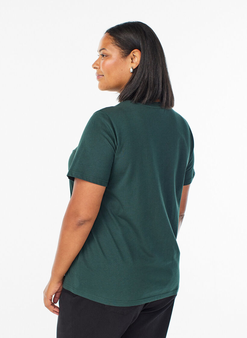 Basic cotton T-shirt with round neck, Green, Model image number 2