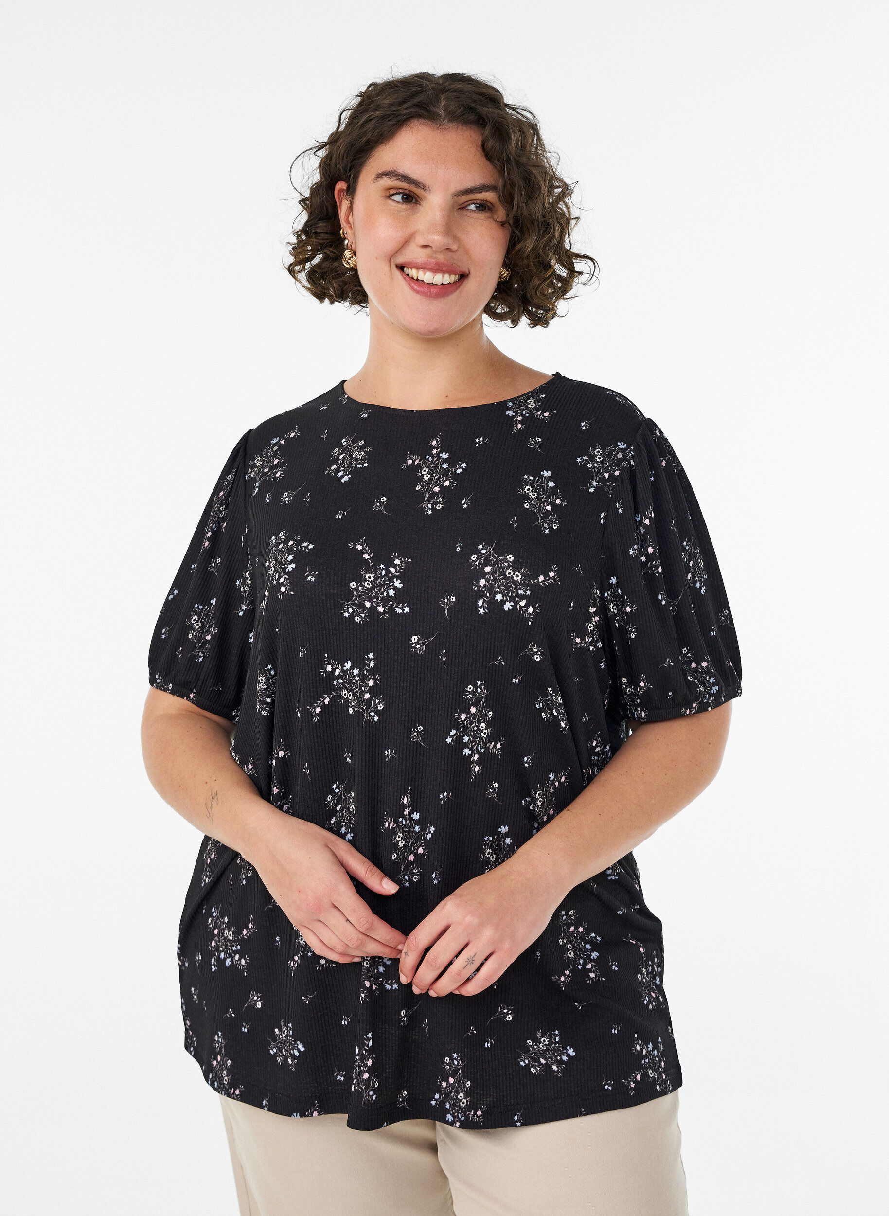 ZizzifashionPatterned blouse with short sleeves, Black, Model image number 0