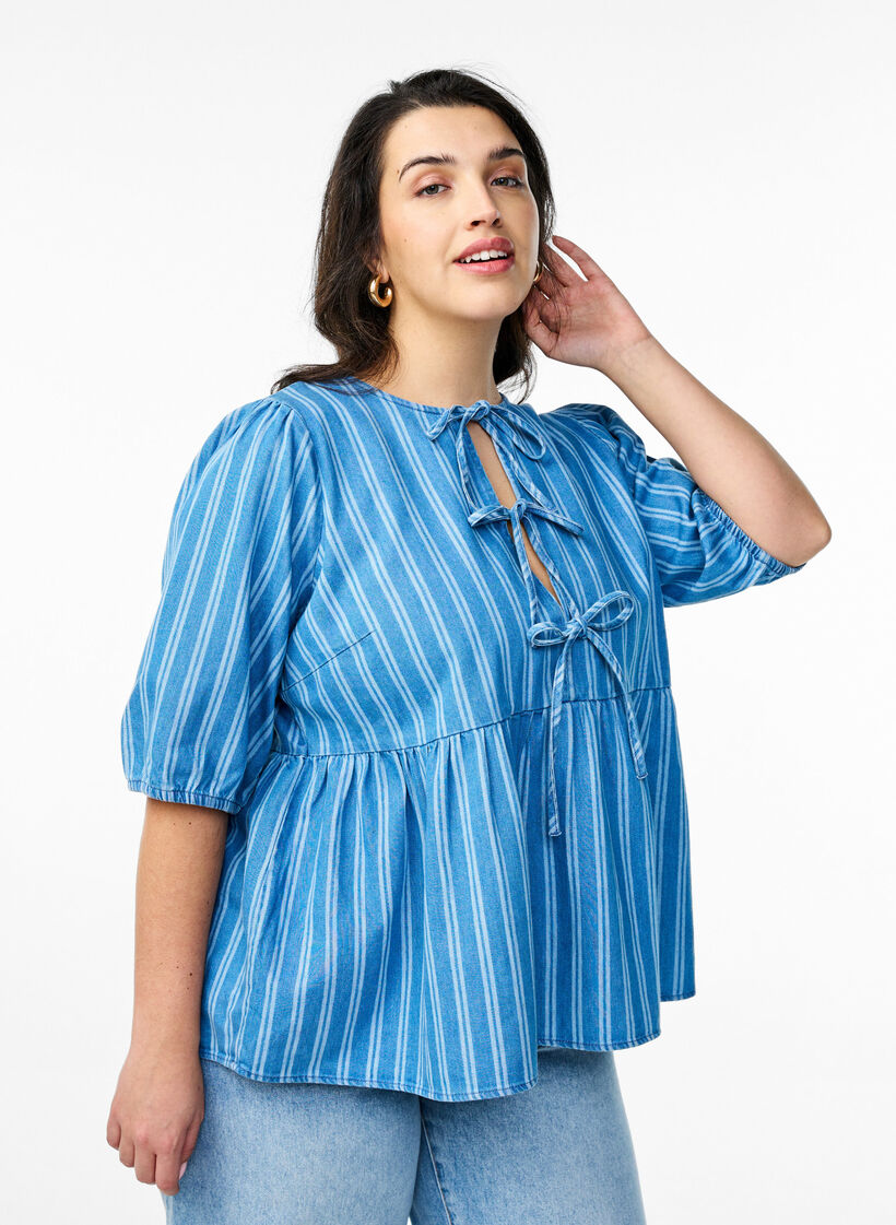 Short-sleeved denim blouse with stripe pattern, Blue, Model image number 0