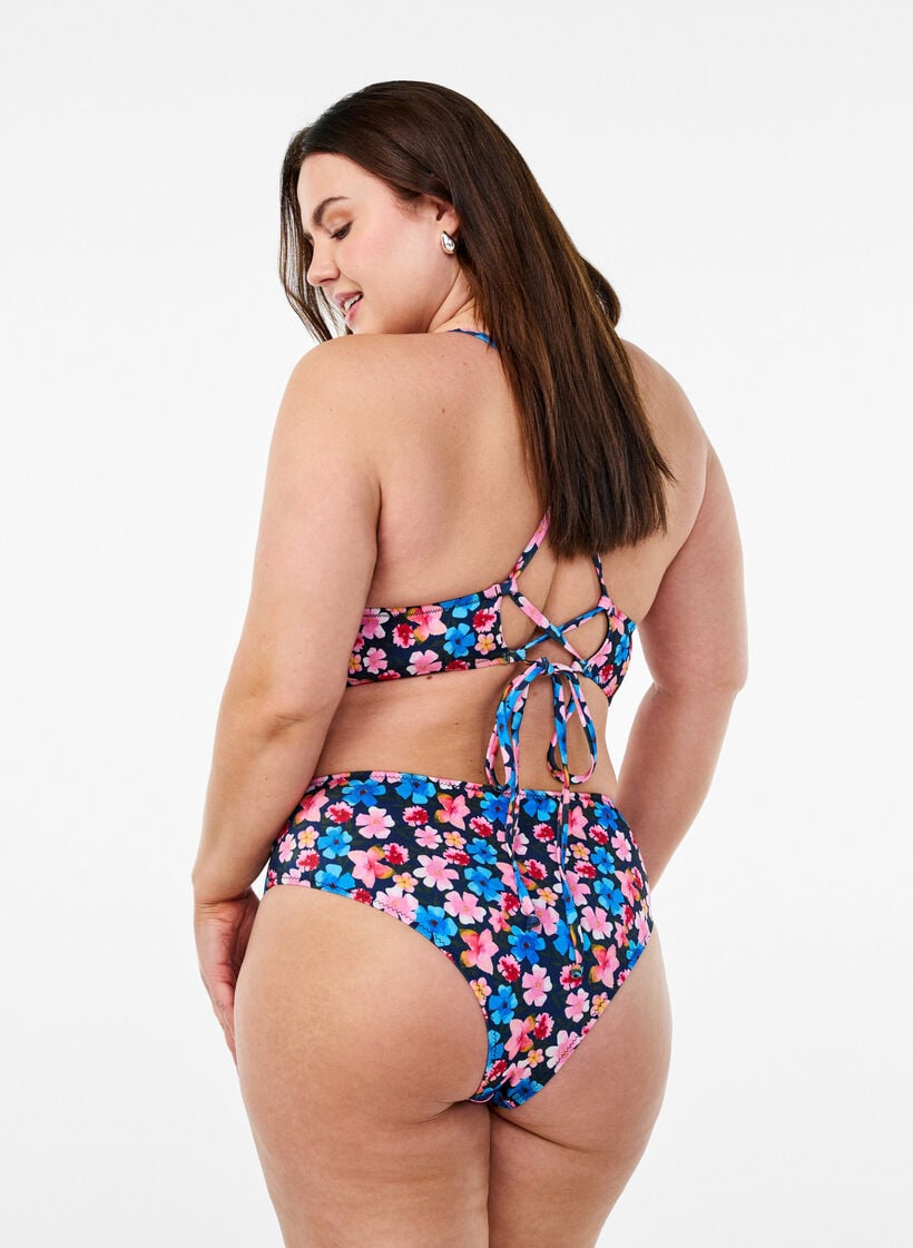 Floral brazilian bikini bottoms, Red, Model