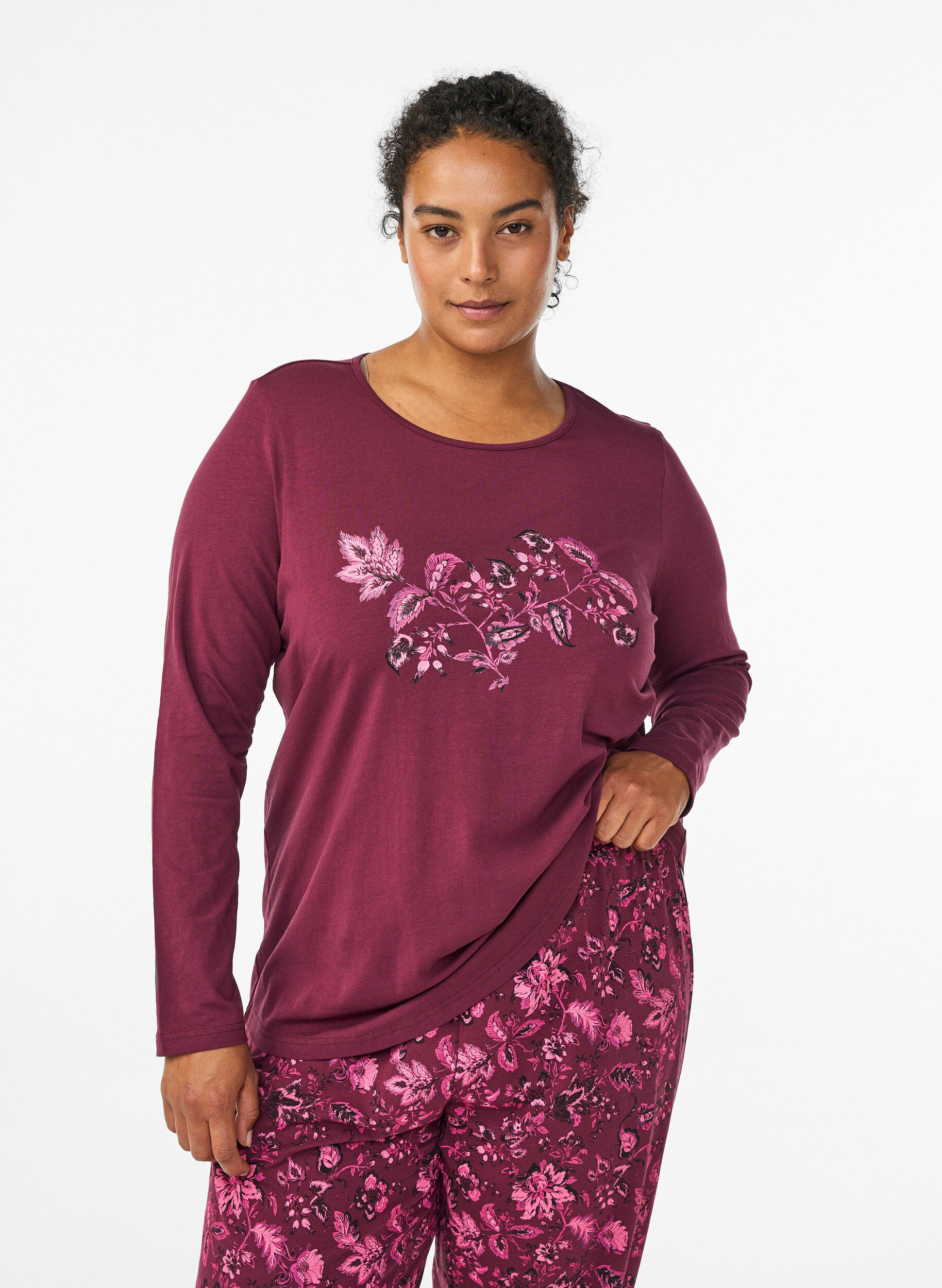 Zizzifashion Night top in cotton with front print, Dark Bordeaux, Model image number 0