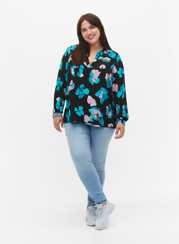Long-sleeved viscose blouse with print, Blue AOP, Model image number 3