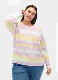 Knitted jumper with v-neckline, Lavender Comb., Model