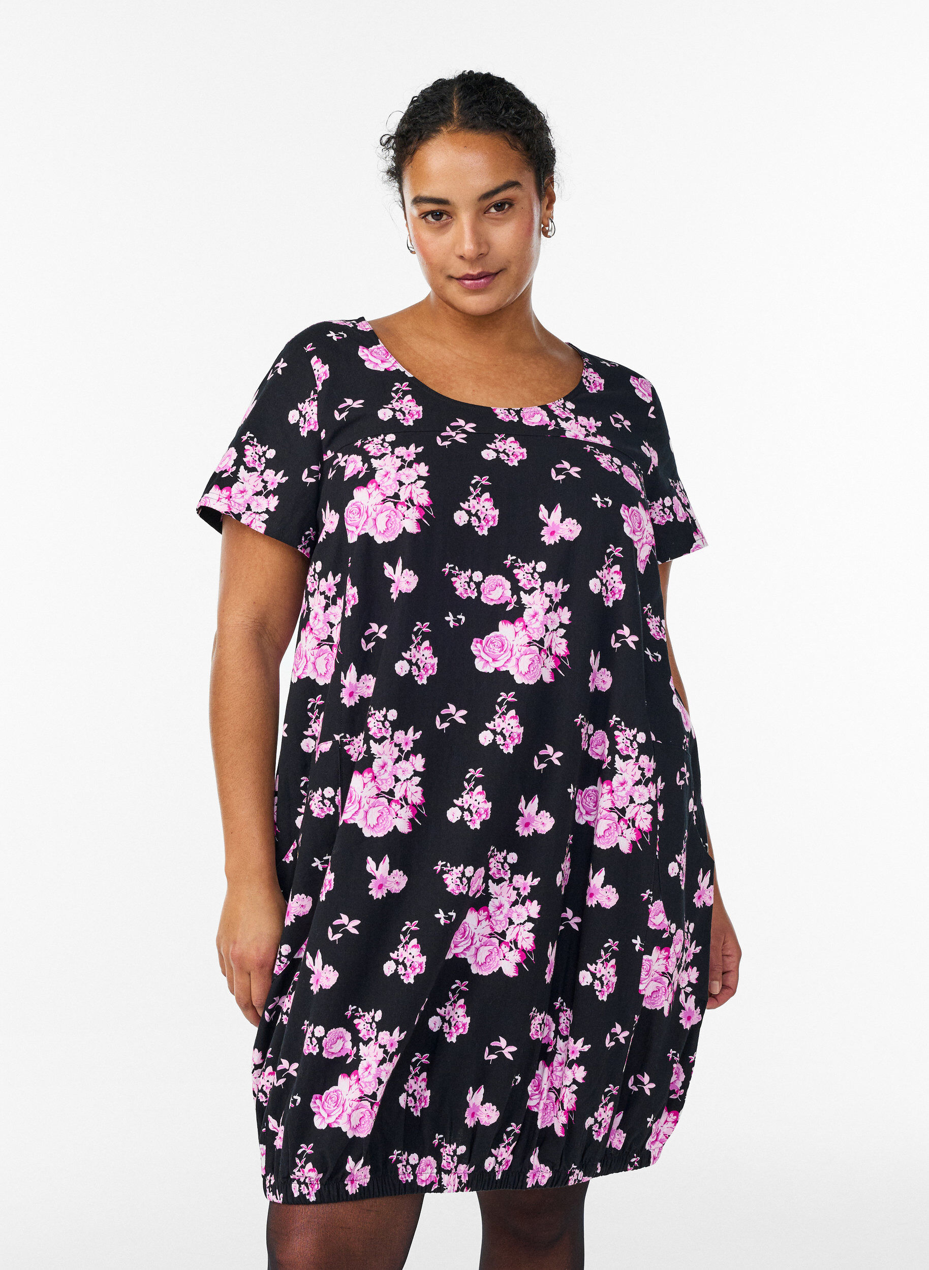 Short-sleeved cotton dress with print, Black, Model