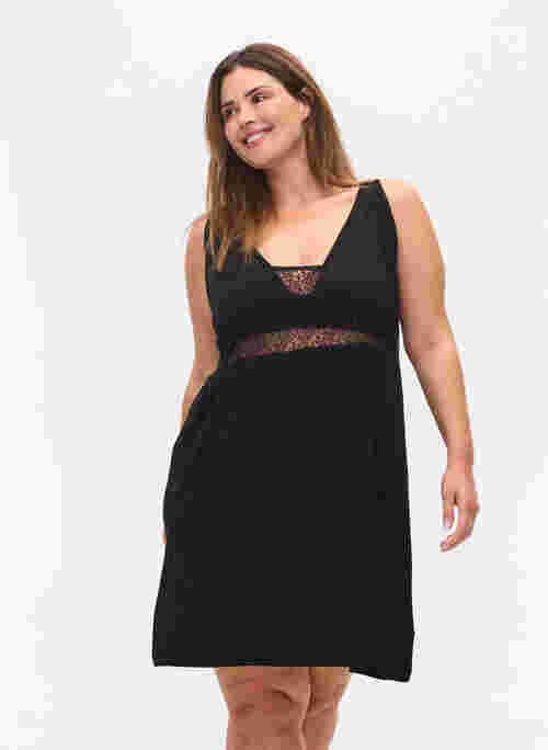 Viscose night dress with lace details