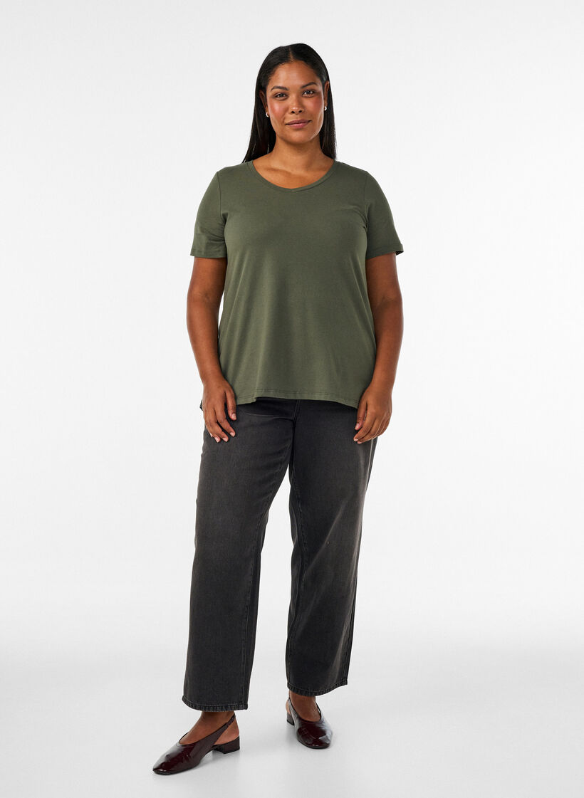 Solid-coloured basic cotton T-shirt, Green, Model image number 1