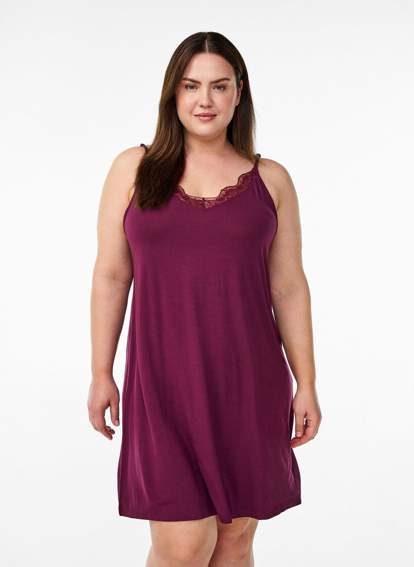 Viscose nightgown with lace trim, Dark Bordeaux, Model image number 0