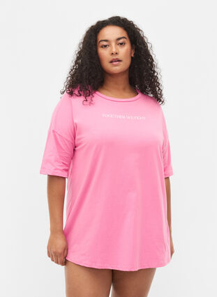 Support the breasts - T-shirt in cotton, Wild Orchid, Model image number 0