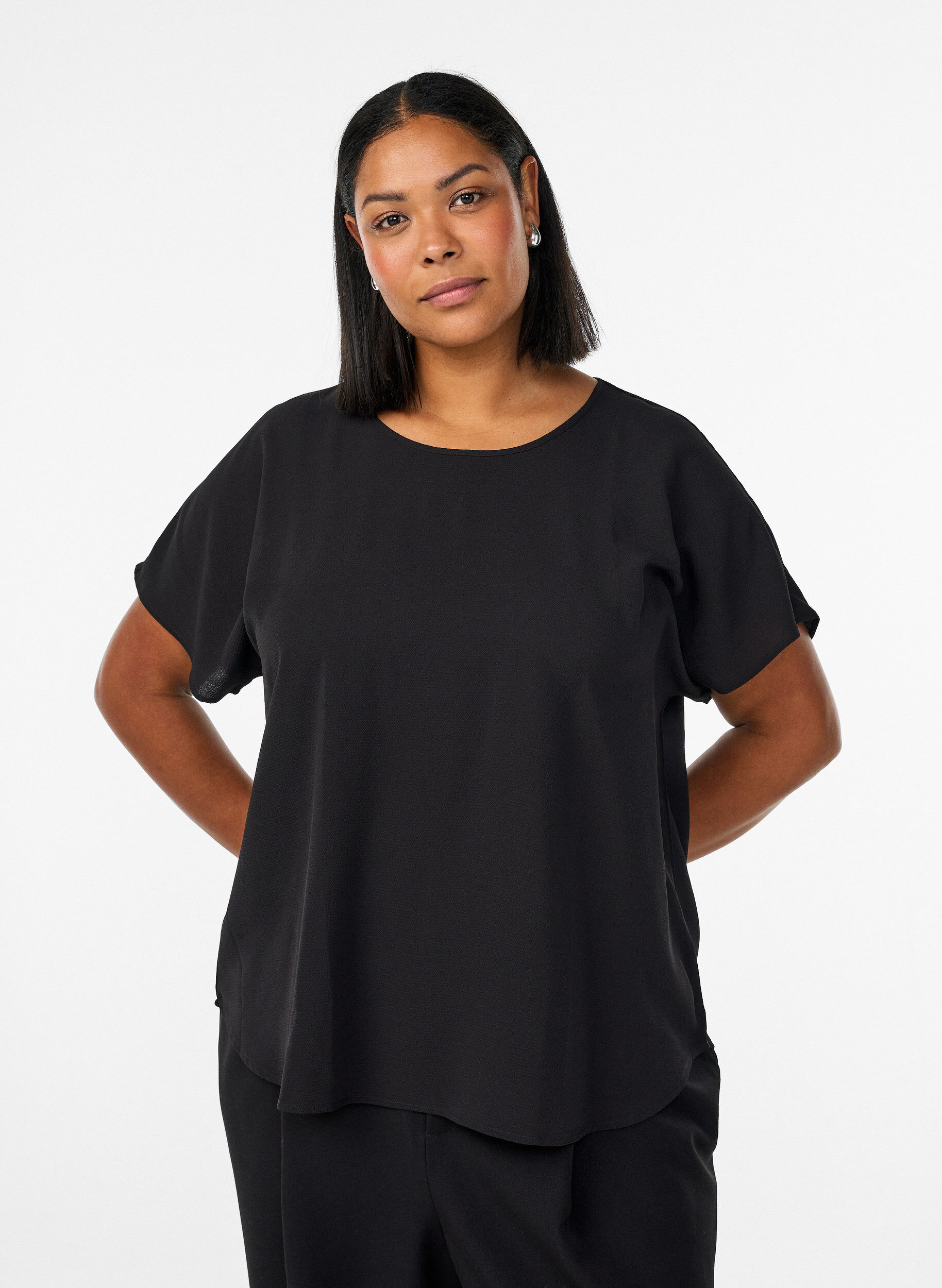 Zizzifashion Blouse with short sleeves and a round neckline, Black, Model image number 0