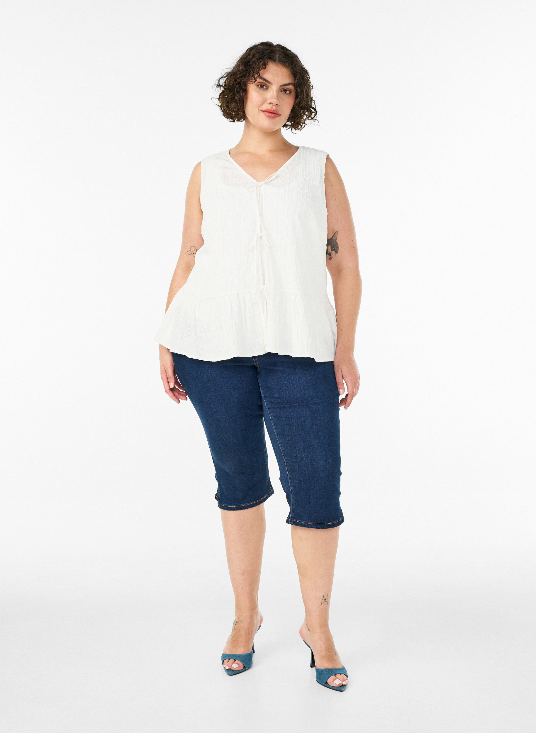 ZizzifashionSleeveless blouse with texture and a tie fastening, Vanilla, Model image number 1
