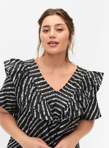Striped tunic with frills, Black/White Stripes, Model image number 2