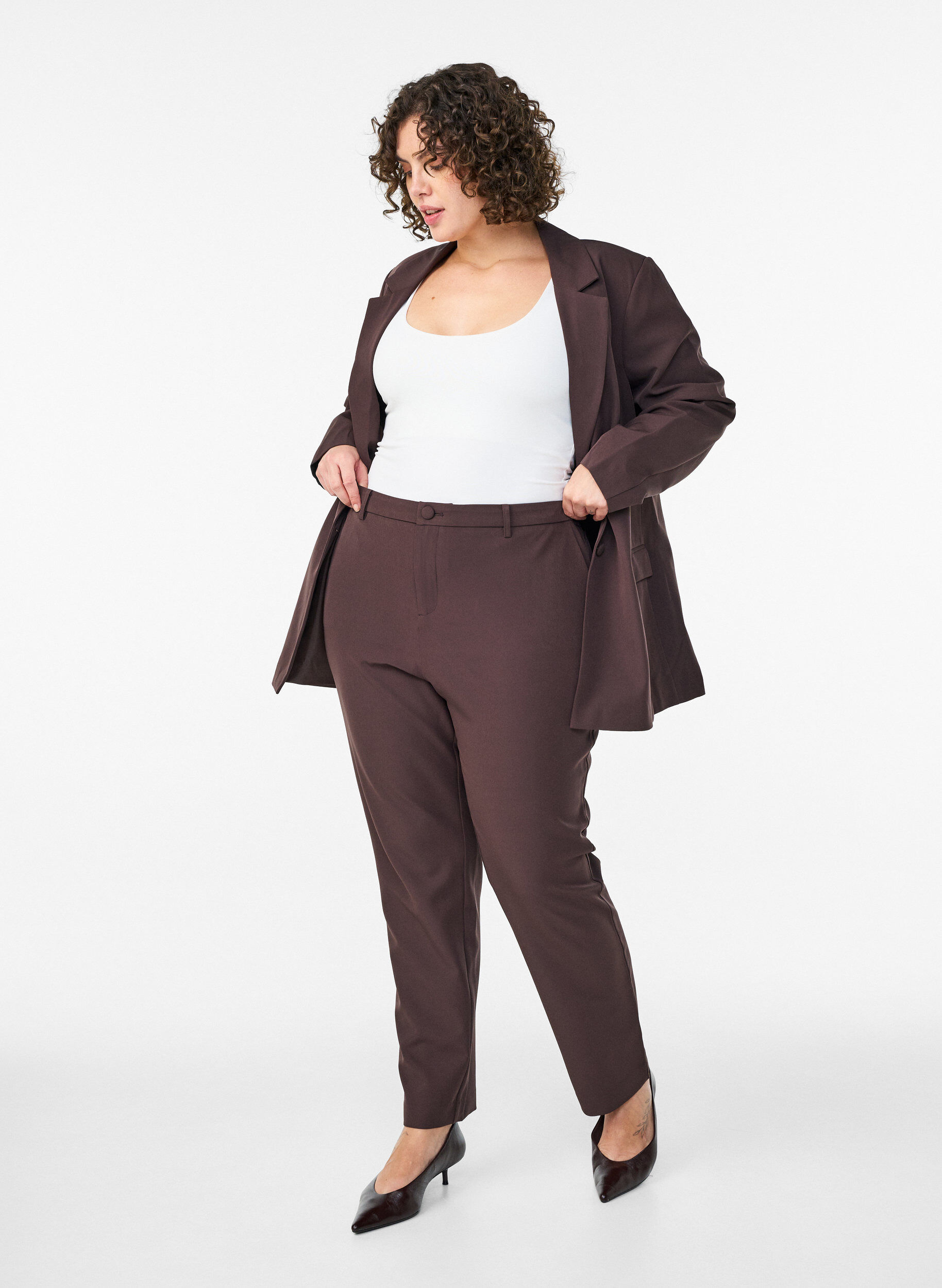 Zizzifashion Trousers with pockets and straight legs, Brown, Model image number 0