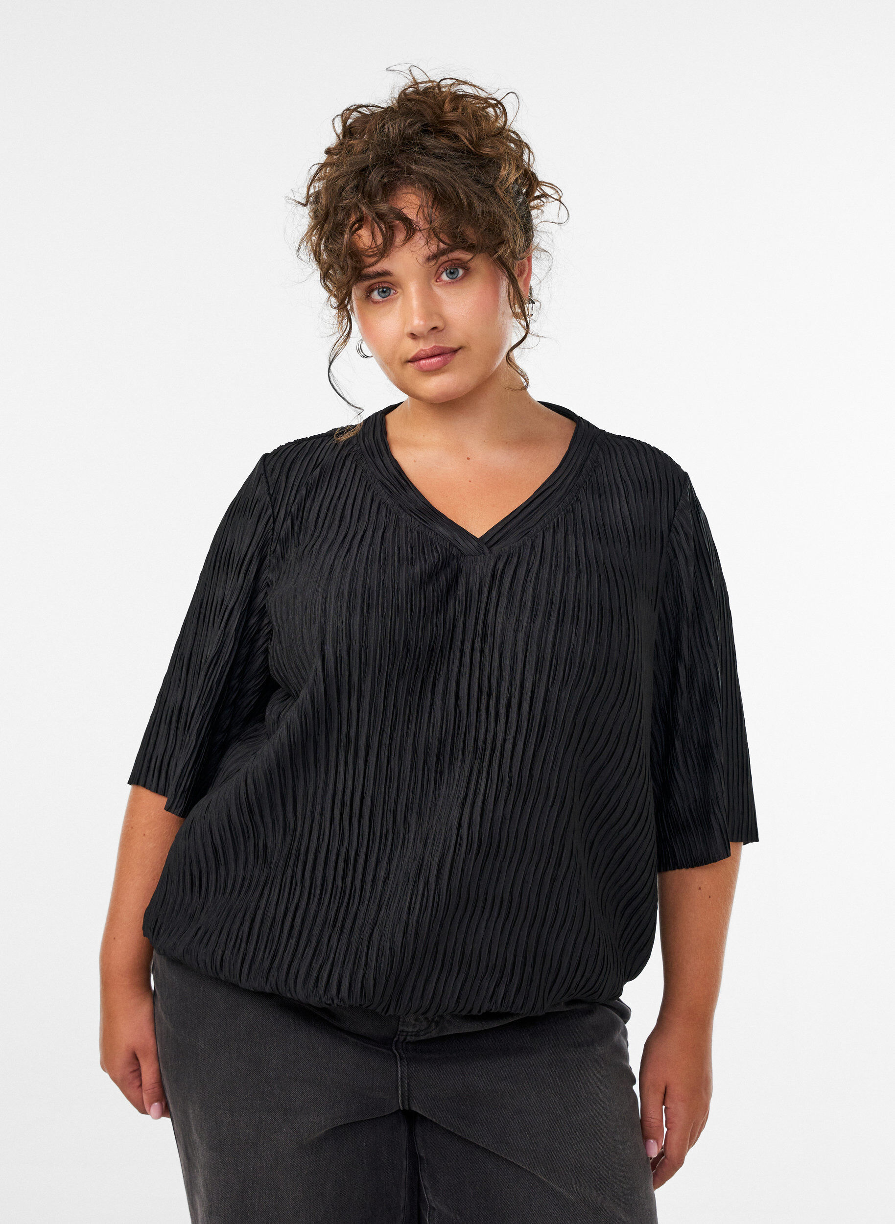 ZizzifashionBlouse with wavy texture and balloon shape, Black, Model image number 0