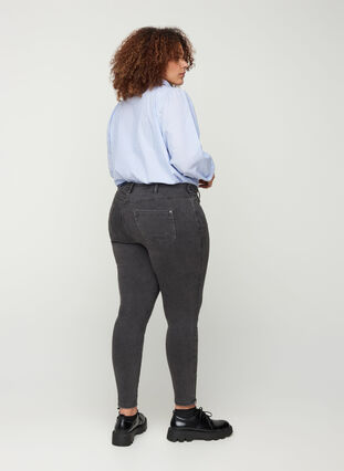 Cropped Amy jeans with a high waist and zip - Grey - Sz. 42-60 -  Zizzifashion