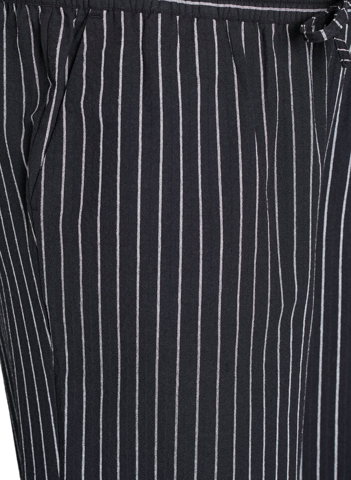 Loose trousers with high waist and pockets, Black, Packshot image number 2