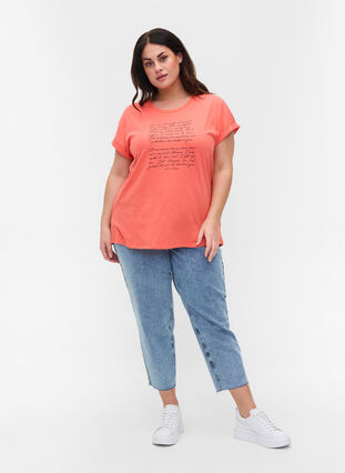 T-shirt with print in organic cotton, Living Coral Text, Model image number 2
