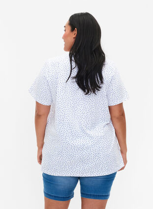 Cotton t-shirt with dots and v-neck, B.White/S.T.W Dot, Model image number 1
