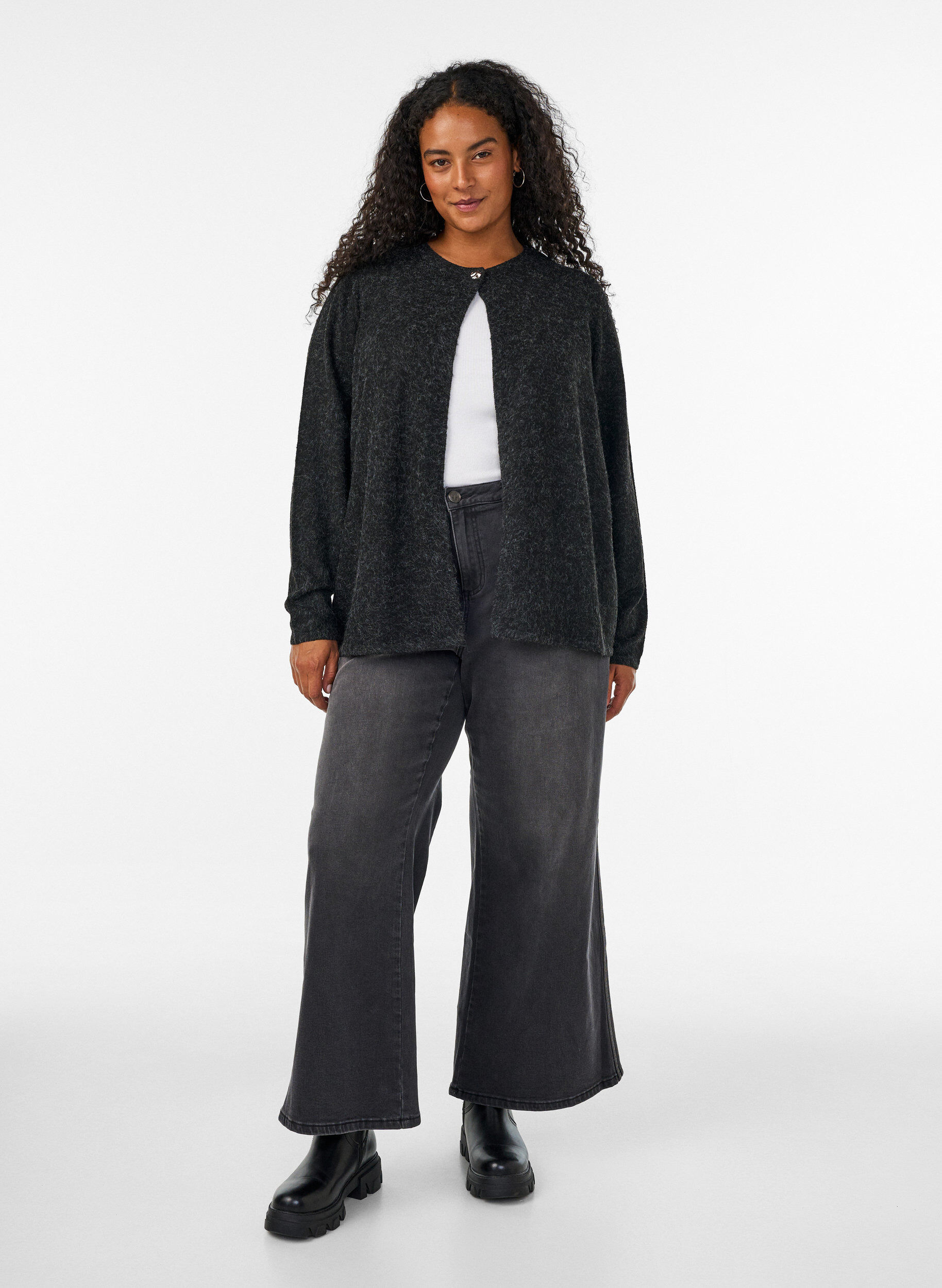 ZizzifashionKnitted cardigan with a round neck and button fastening, Dark Grey, Model image number 1