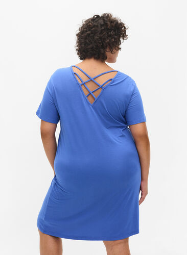 Short-sleeved viscose dress with back detail, Dazzling Blue, Model image number 1