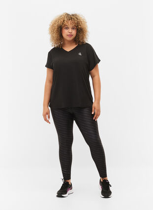 Short sleeve sport t-shirt with v-neck, Black, Model image number 2