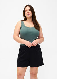 Top with lace trim, Balsam Green, Model