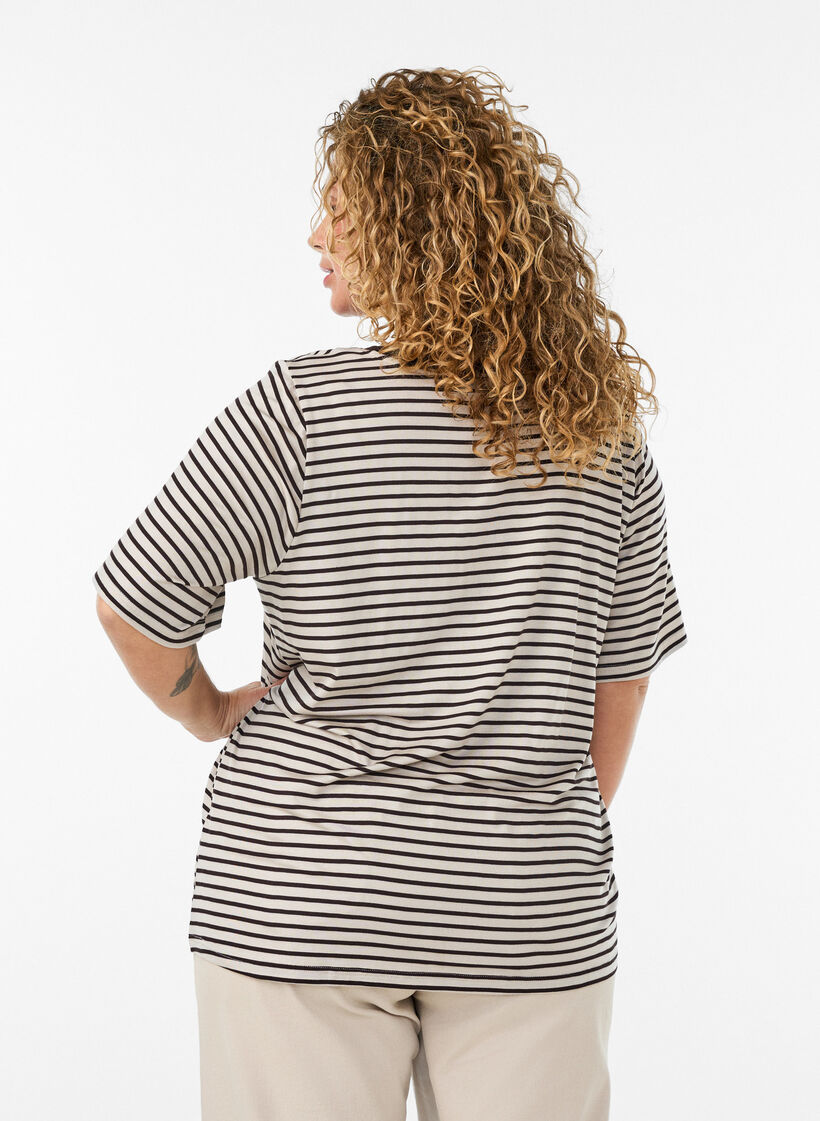 T-shirt with TENCEL&trade; Lyocell and stripes, Brown, Model image number 2
