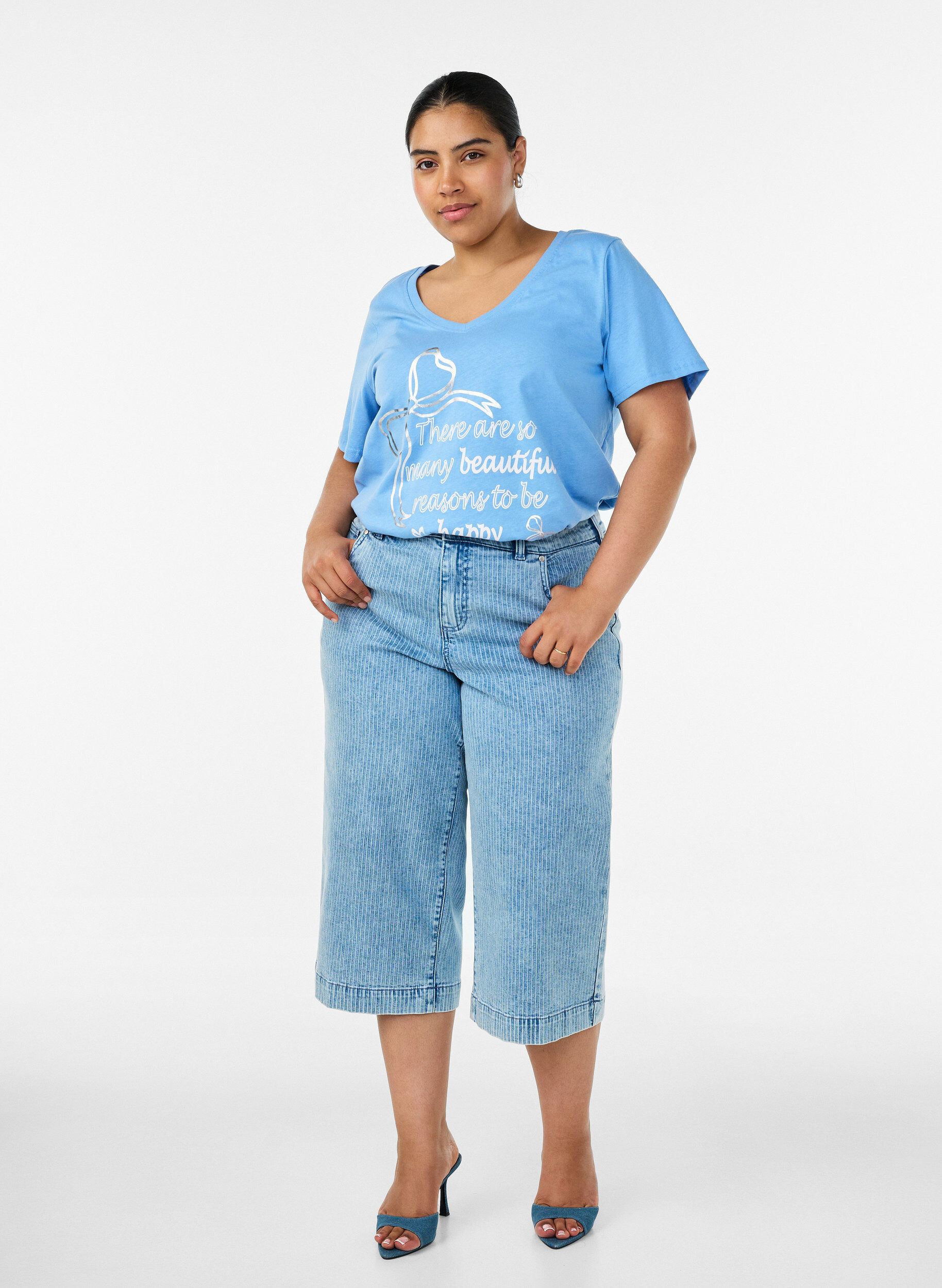 ZizzifashionCotton T-shirt with V-neck and front print, Light Blue, Model image number 1