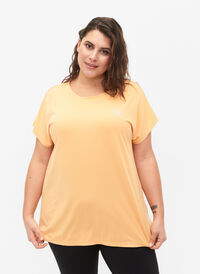 Short sleeved workout t-shirt, Apricot Nectar, Model