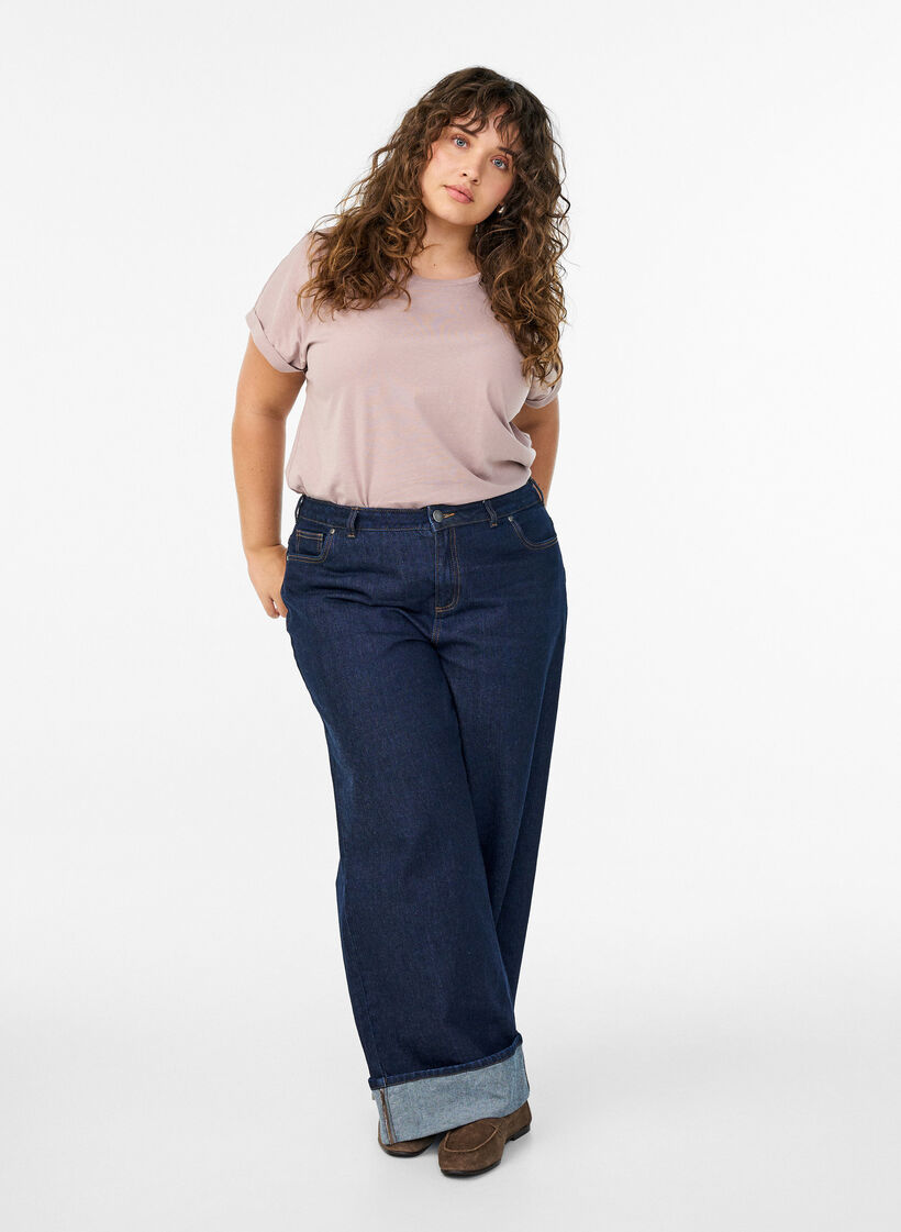 Short-sleeved t-shirt in a cotton blend, Red, Model image number 1