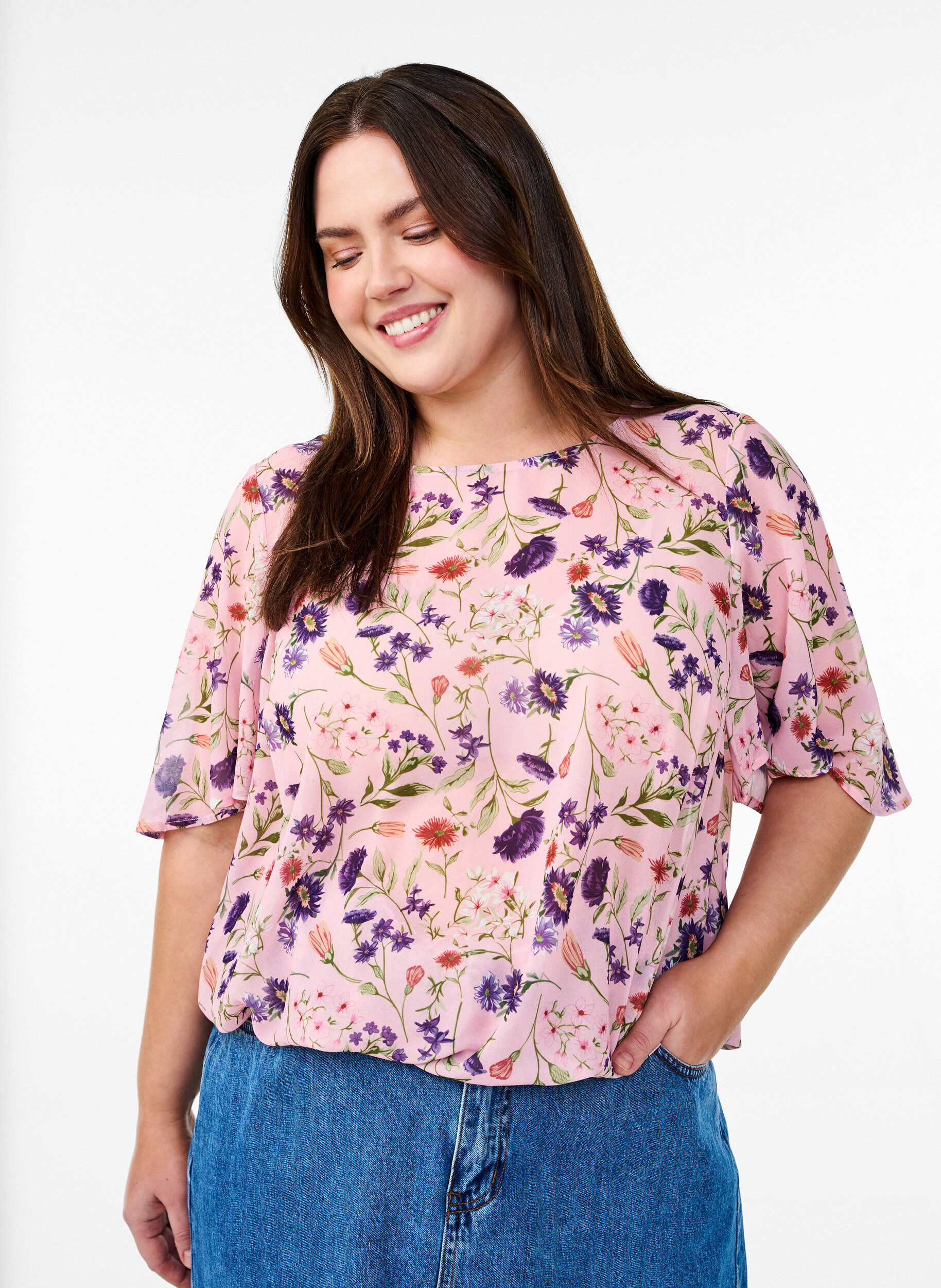 Zizzifashion Floral blouse with short sleeves and smocking, Rose, Model image number 0