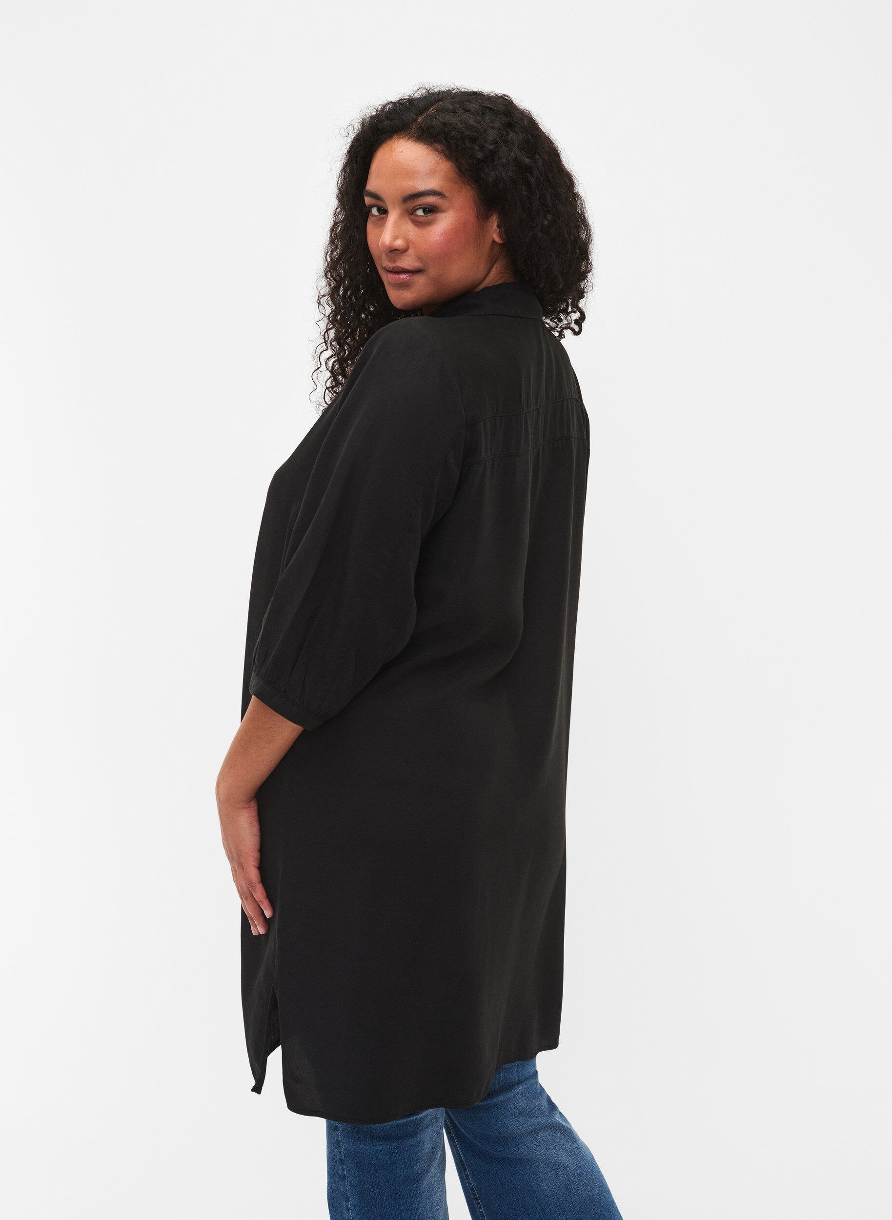 Zizzifashion 	 Long shirt with 3/4 sleeves in lyocell (TENCEL&trade;), Black, Model image number 1