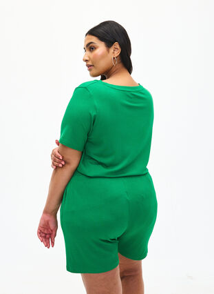 Loose-fitting viscose shorts with ribbing, Jolly Green, Model image number 1