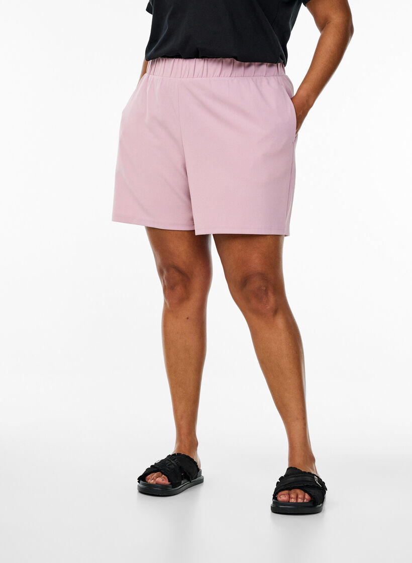 Loose shorts with pockets, Red, Model image number 3