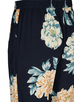 Loose-fitting viscose trousers in floral print, Roses on Navy, Packshot image number 3