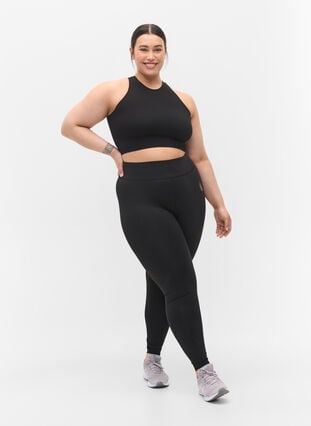 CORE, BASIC TIGHTS - Cropped basic workout leggings, Black, Model image number 3