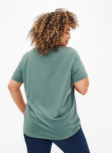 FLASH - T-shirt with motif, Balsam Green Star, Model image number 1