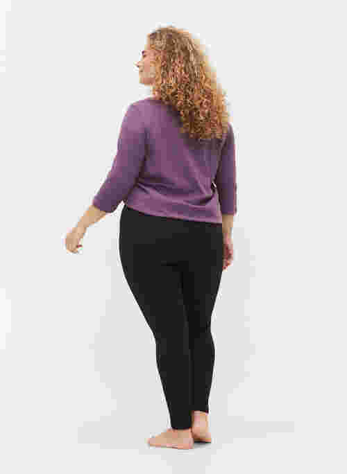 Leggings with stretch and ribbed structure