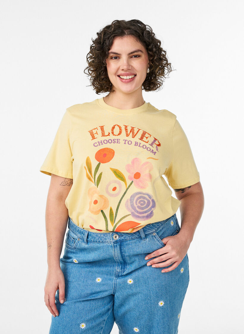 Cotton T-shirt with print, Yellow, Model image number 0