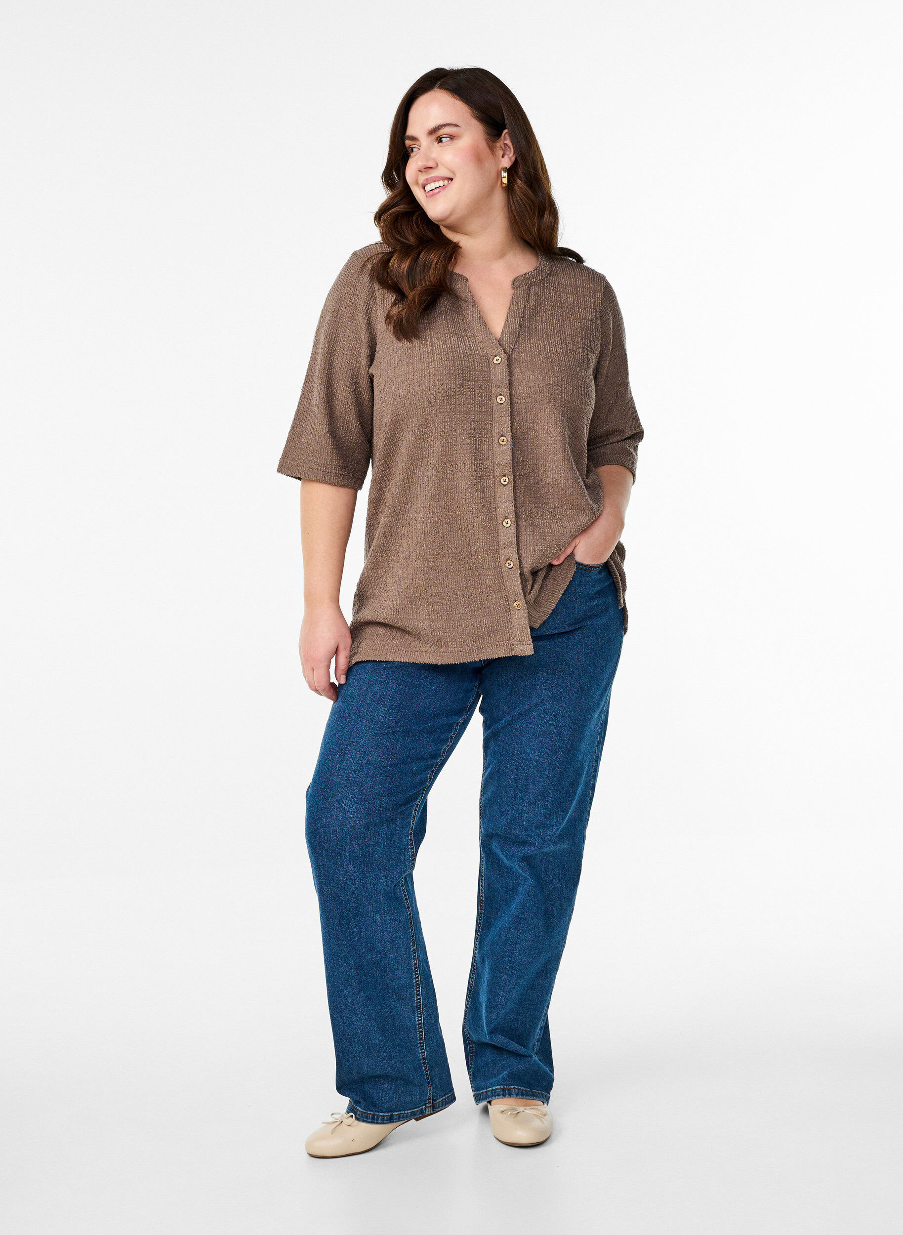 Zizzifashion Structured blouse with V-neckline, Walnut, Model image number 2