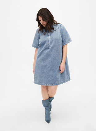 Short sleeve denim dress with an a-line cut, Blue denim, Model image number 2