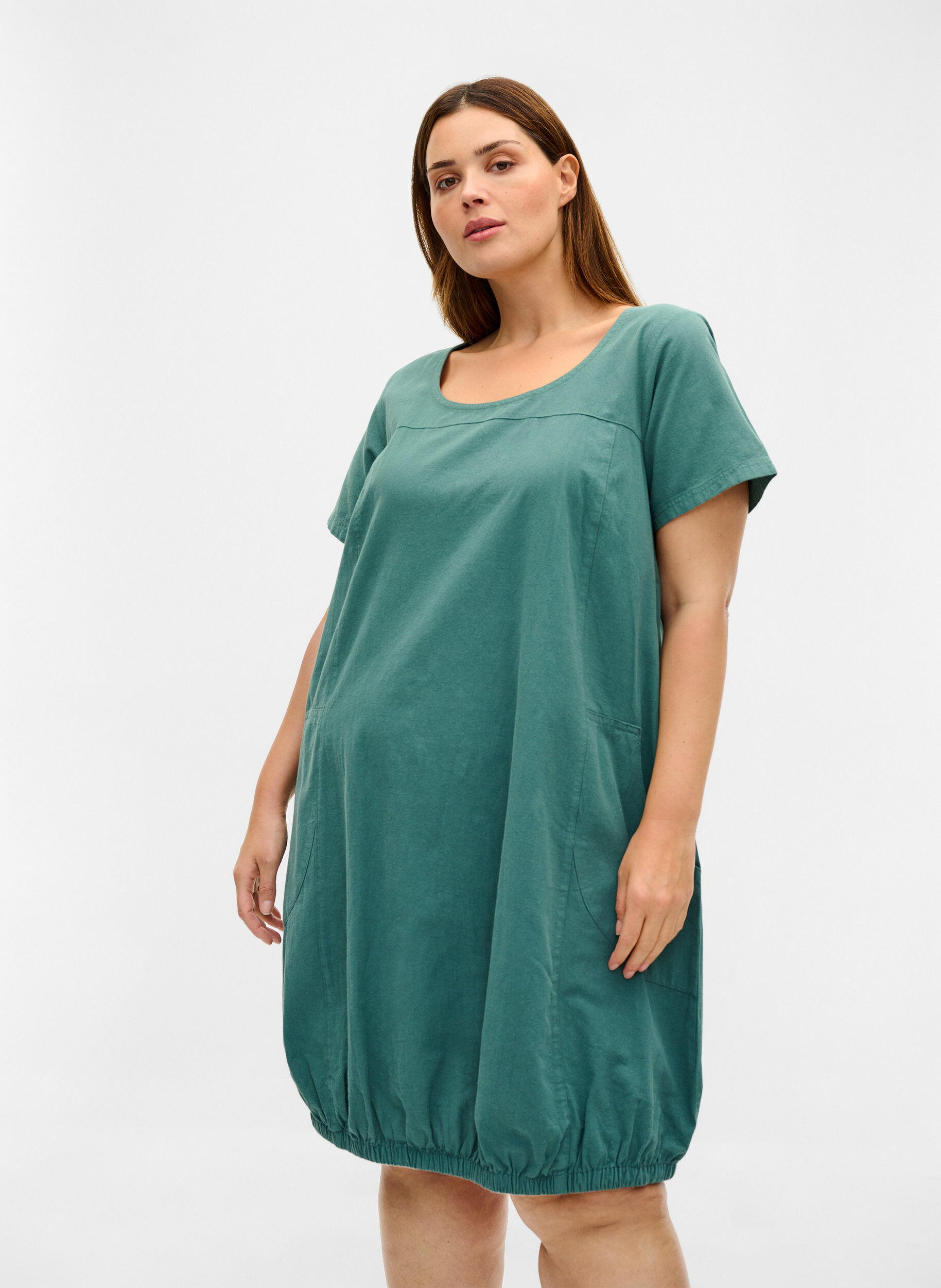 Short-sleeved cotton dress, Green, Model