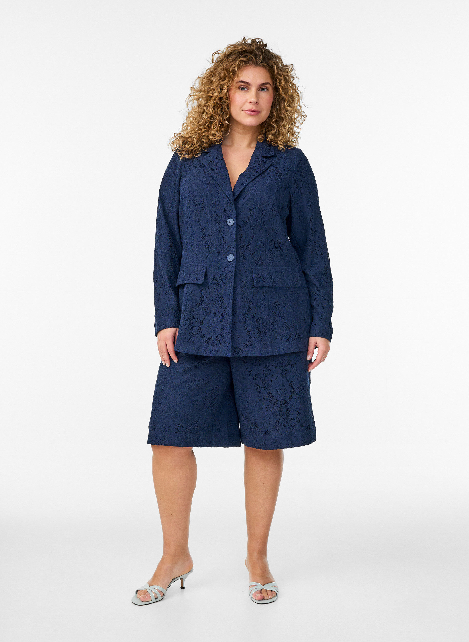 Zizzifashion Lace blazer with button closure, Blue, Model image number 1