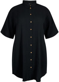 Short sleeve shirt with buttons
